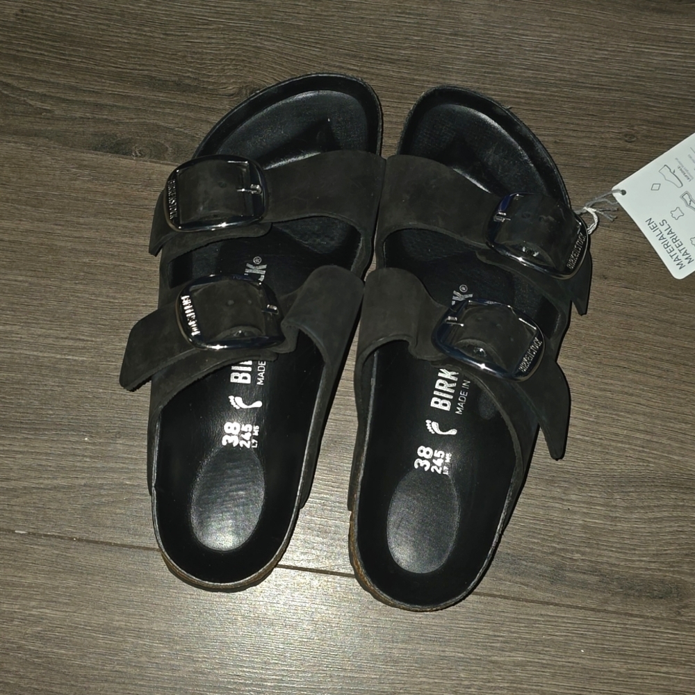 BIRKENSTOCK NARROW ARIZONA BIG BUCKLE. OFFERS EXCEPTED! BRAND NEW!